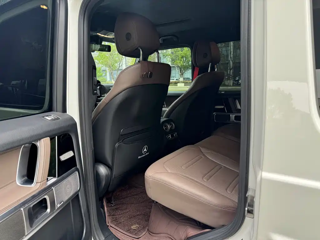 Mercedes-Benz G-Class 2022 — фото 13