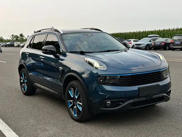 Lynk & Co 01 2019