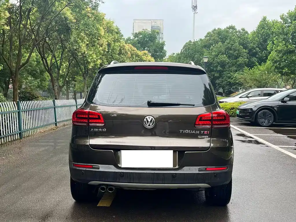 Volkswagen Tiguan 2015 — фото 8