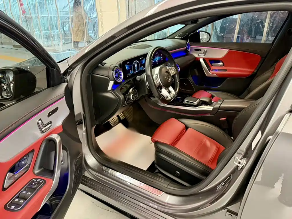 Mercedes-Benz A-Class AMG 2021 — фото 17