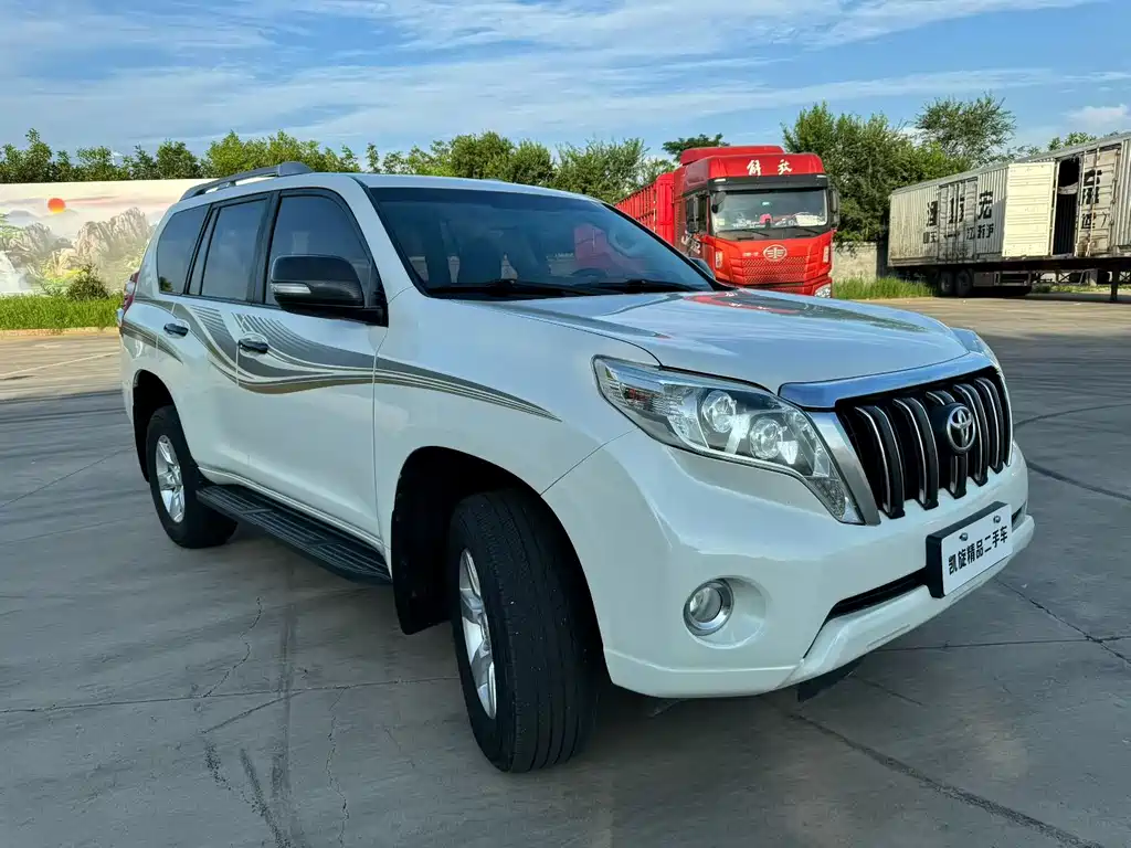 Toyota Prado 2016 — фото 3