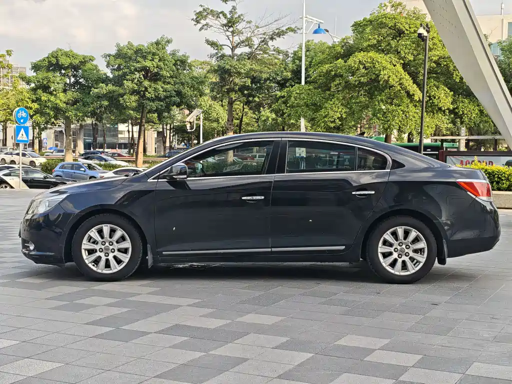 Buick LaCrosse 2013 — фото 10