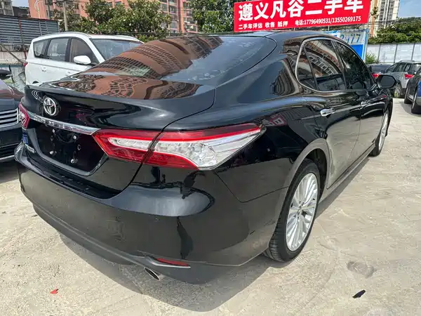 Toyota Camry 2019