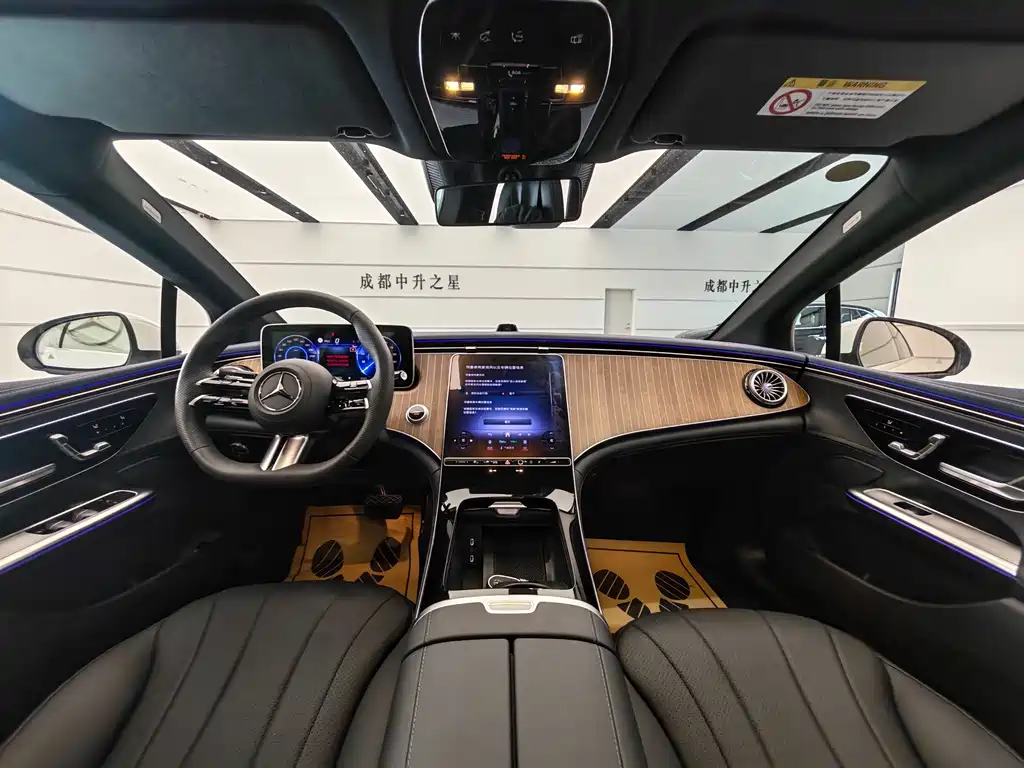 Mercedes-Benz EQE 2025 — фото 16