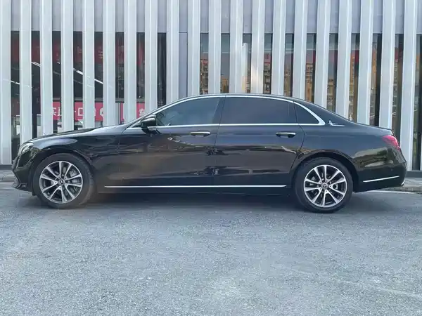 Mercedes-Benz E-Class 2017