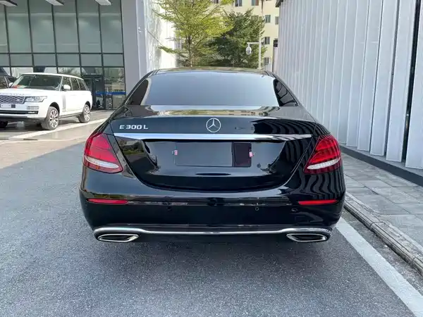 Mercedes-Benz E-Class 2017