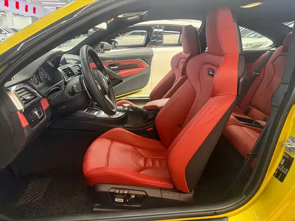 BMW M4 2020