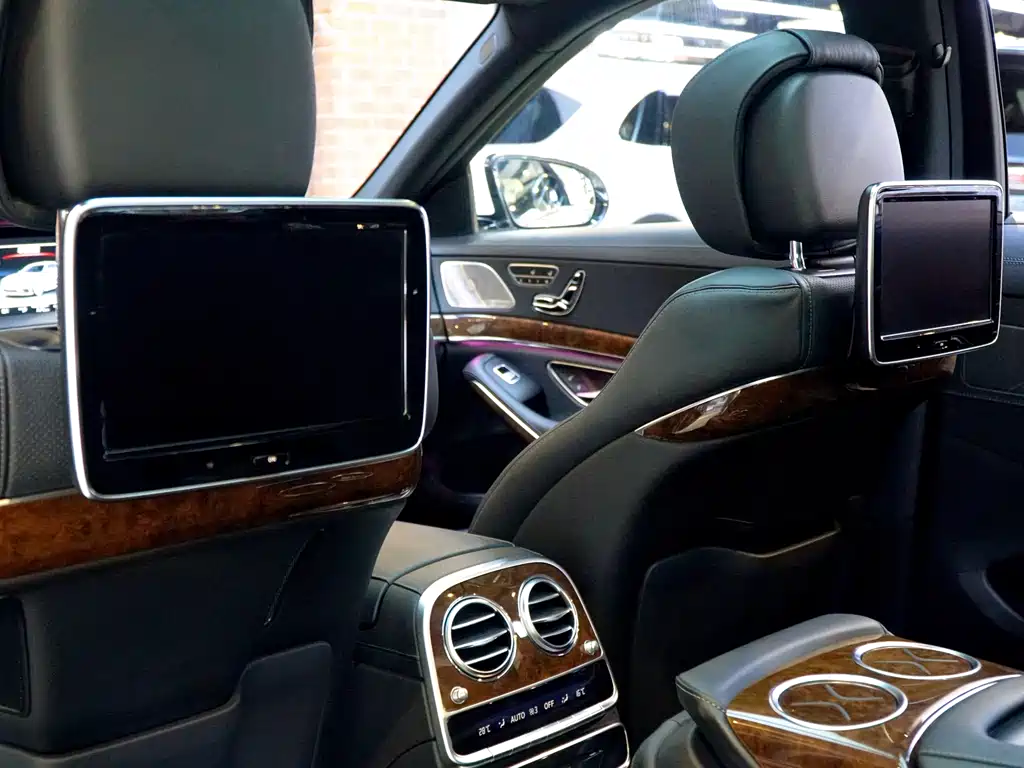 Mercedes-Benz S-Class AMG 2018 — фото 19