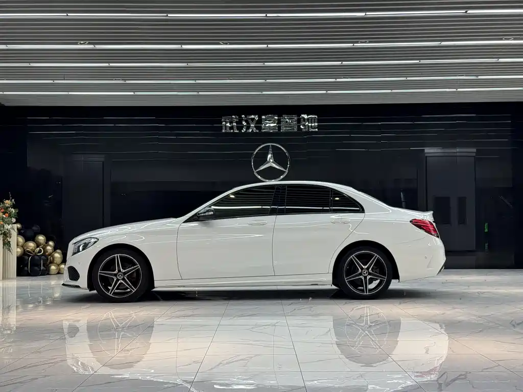 Mercedes-Benz C-Class 2017