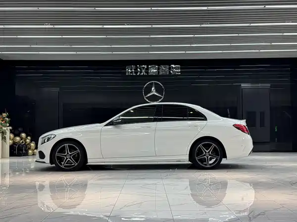Mercedes-Benz C-Class 2017