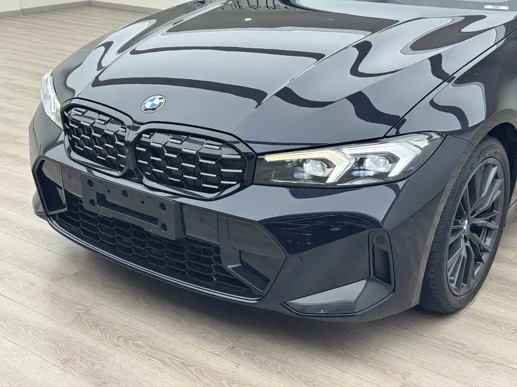 BMW 3 Series 2024