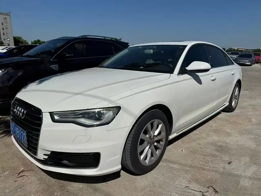 Audi A6L 2016 — фото 1