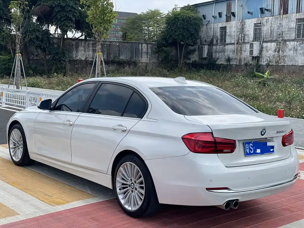 BMW 3 Series 2018