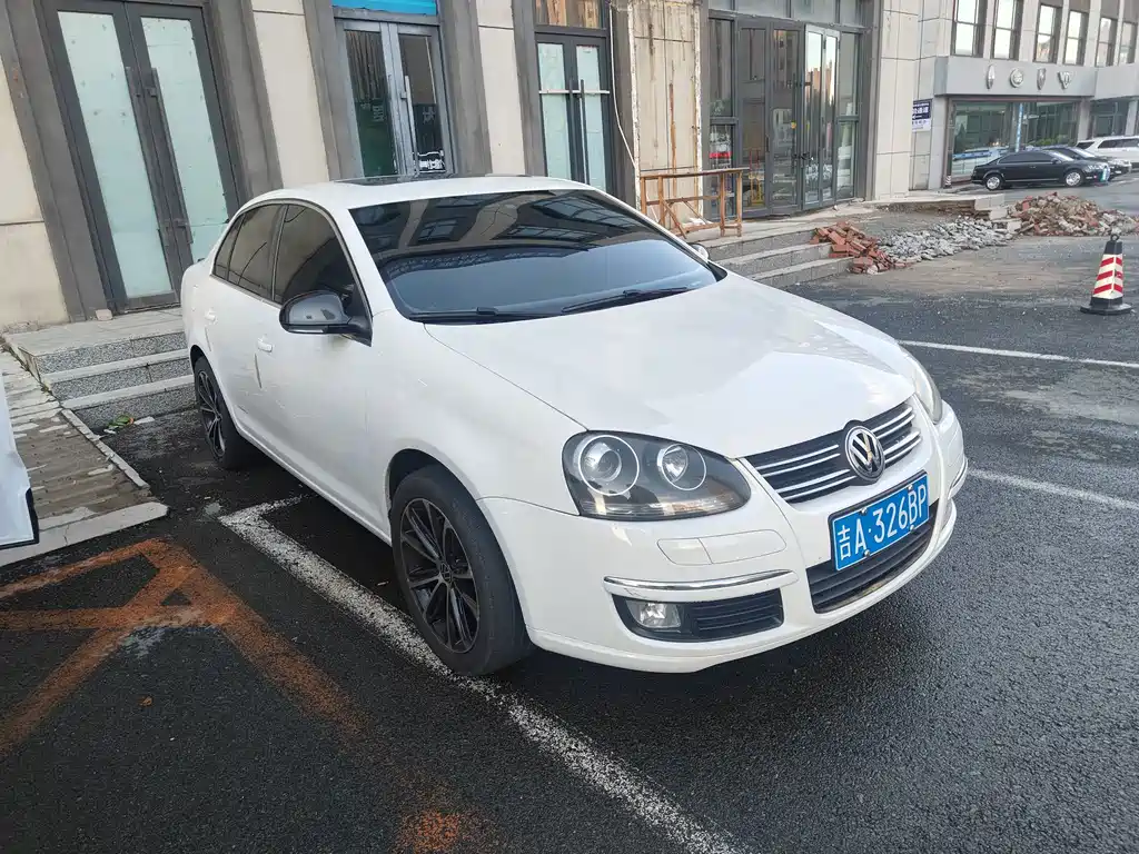 Volkswagen Sagitar 2011