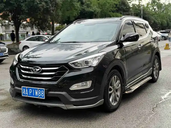 Hyundai Santa Fe 2013