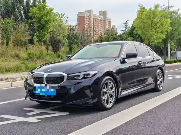 BMW i3 2023