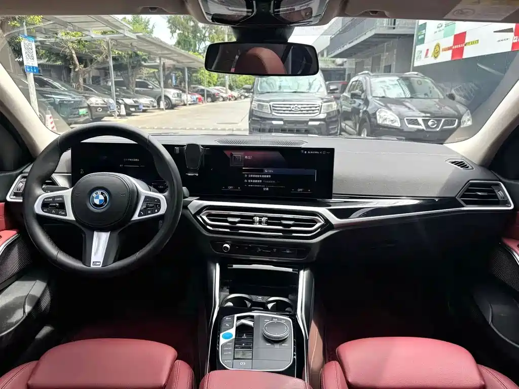 BMW i3 2022