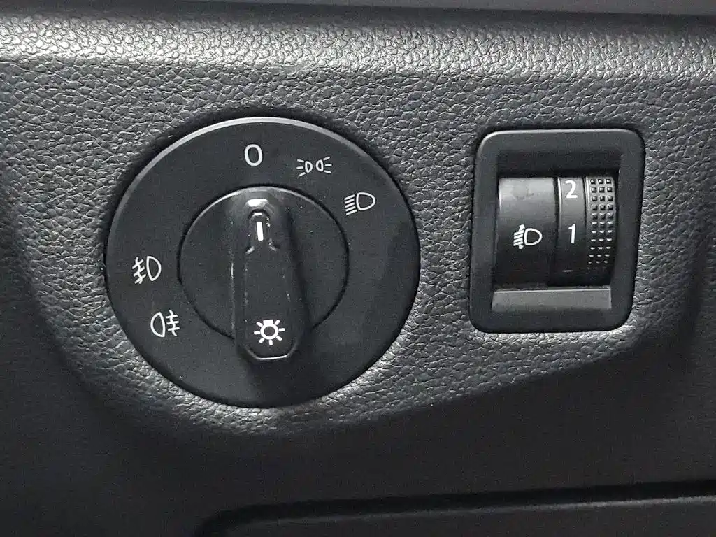 Volkswagen Lavida 2018 — фото 21