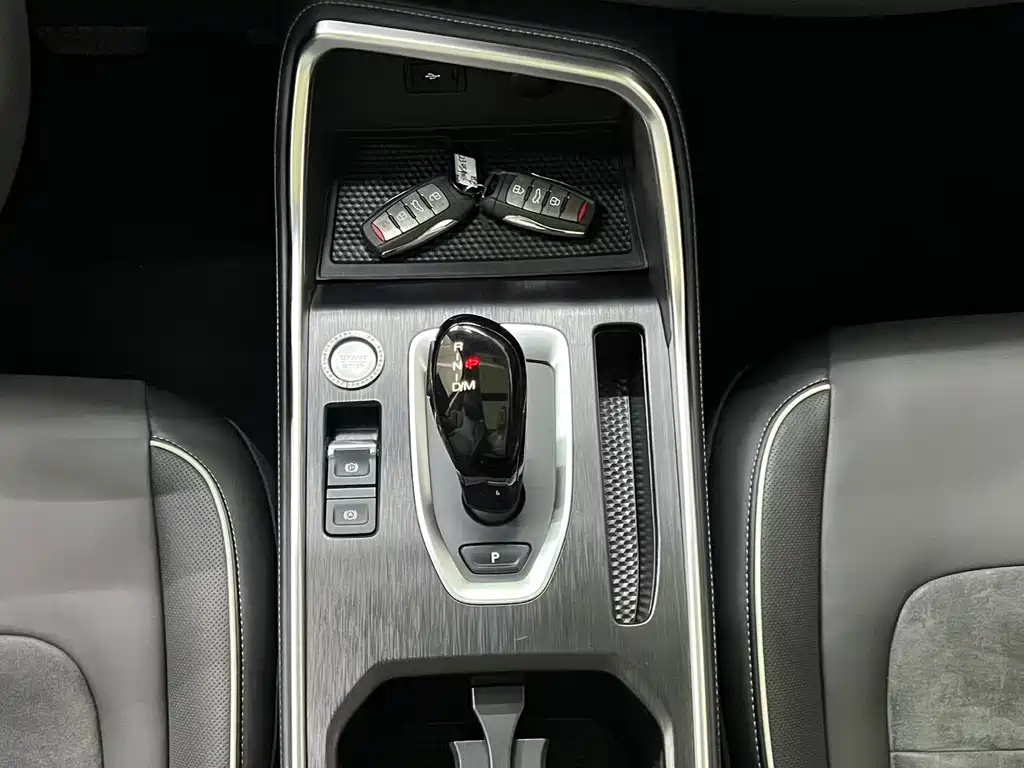 Haval H6 2023 — фото 12