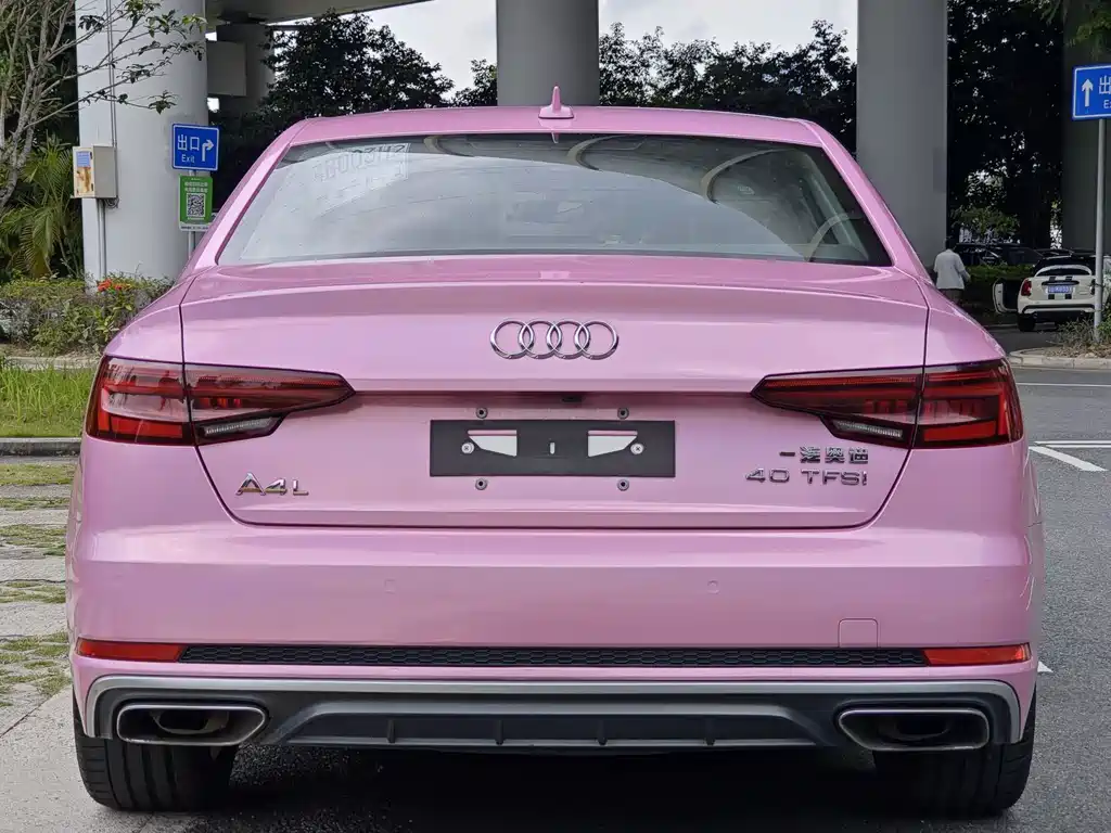 Audi A4L 2019 — фото 8