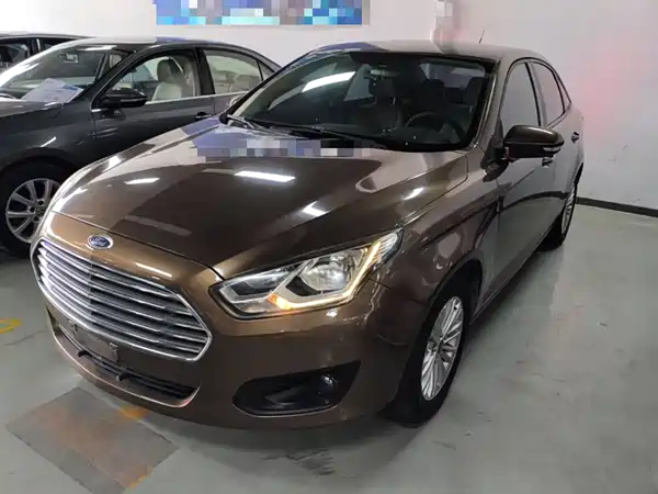 Ford Escort 2016