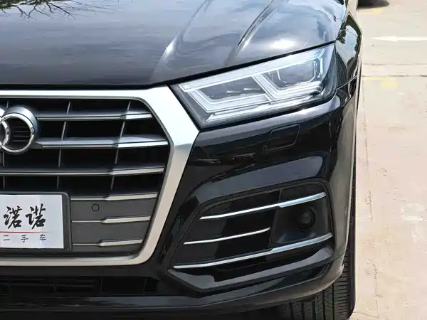 Audi Q5L 2019