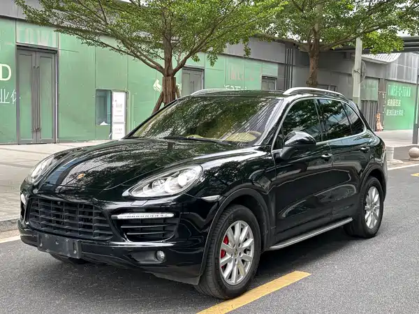 Porsche Cayenne 2011