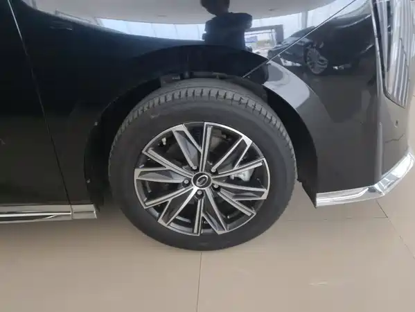 GAC Trumpchi M8 2024