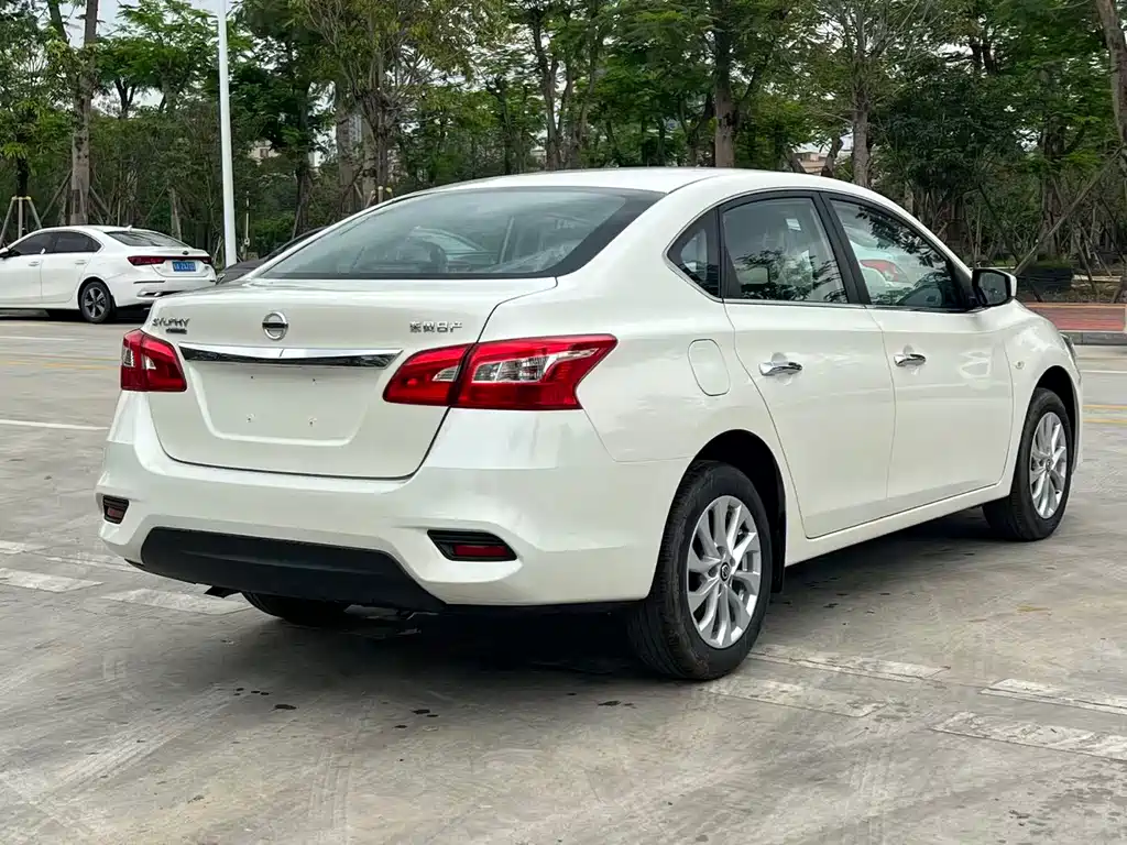 Nissan Sylphy — фото 9