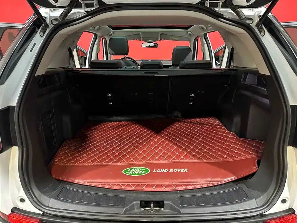 Land Rover Discovery Sport 2019 — фото 15