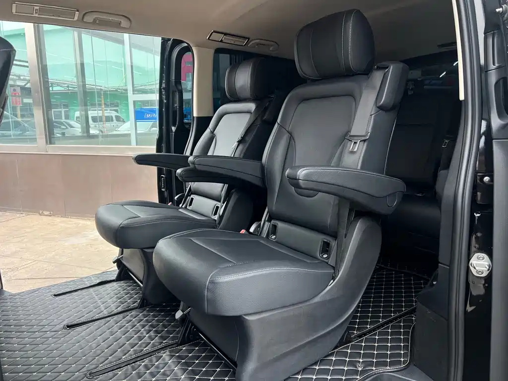 Mercedes-Benz Vito 2017 — фото 6