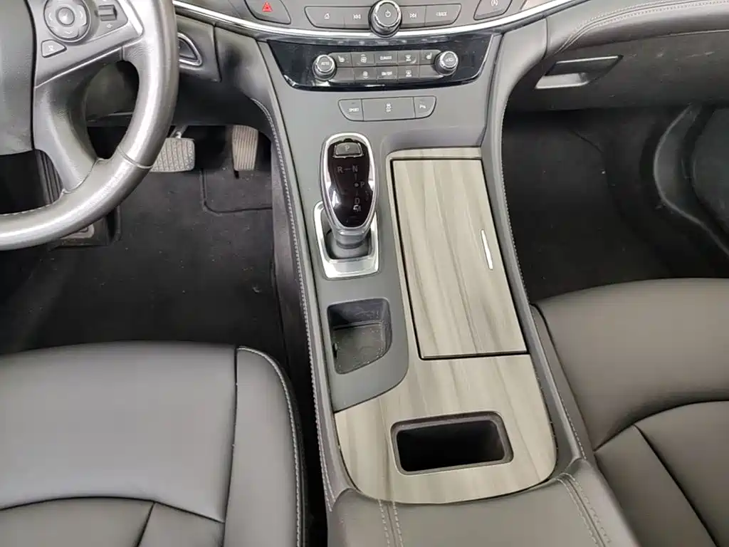 Buick LaCrosse 2021 — фото 14