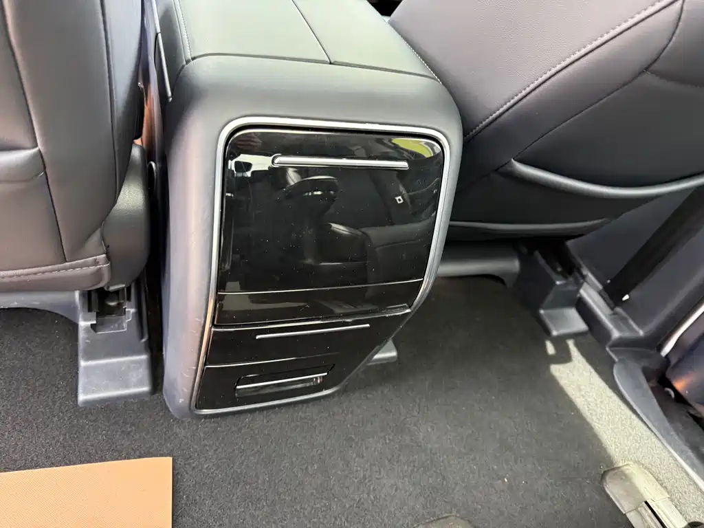 GAC Motor Trumpchi M8 2023 — фото 30