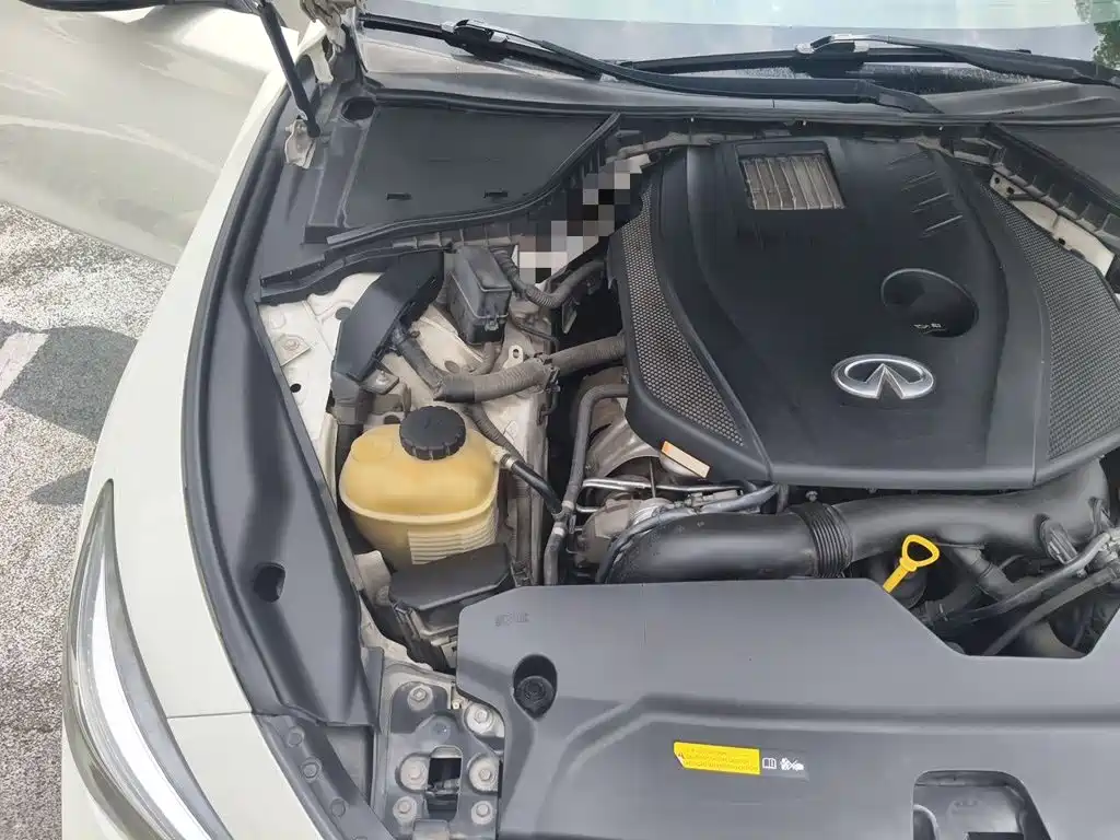 Infiniti Q50L 2015 — фото 21