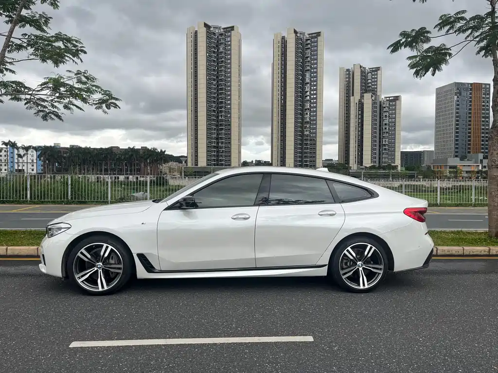 BMW 6 Series GT 2018 — фото 4
