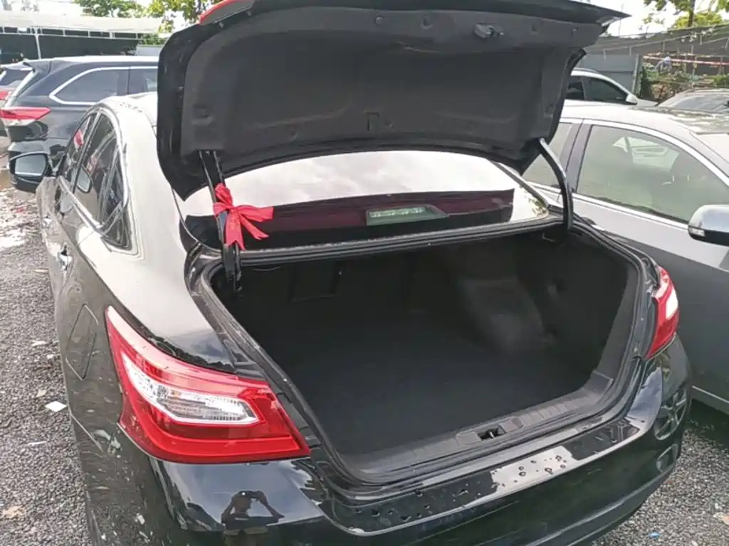 Nissan Teana 2017 — фото 19