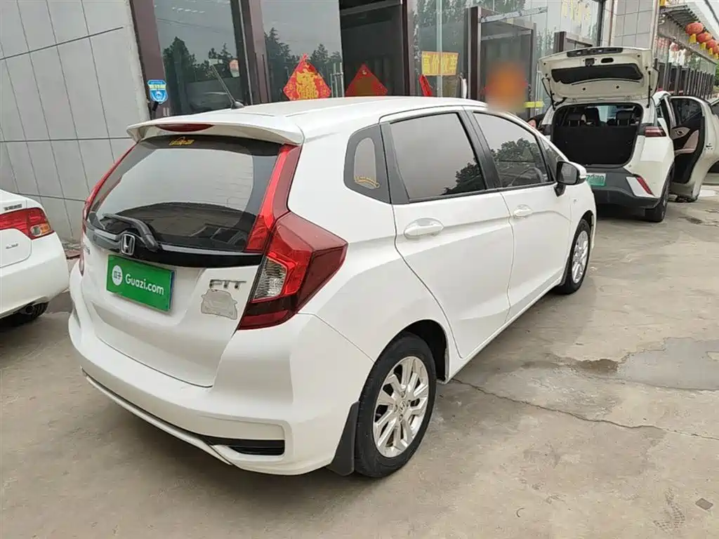 Honda Fit 2018 — фото 7
