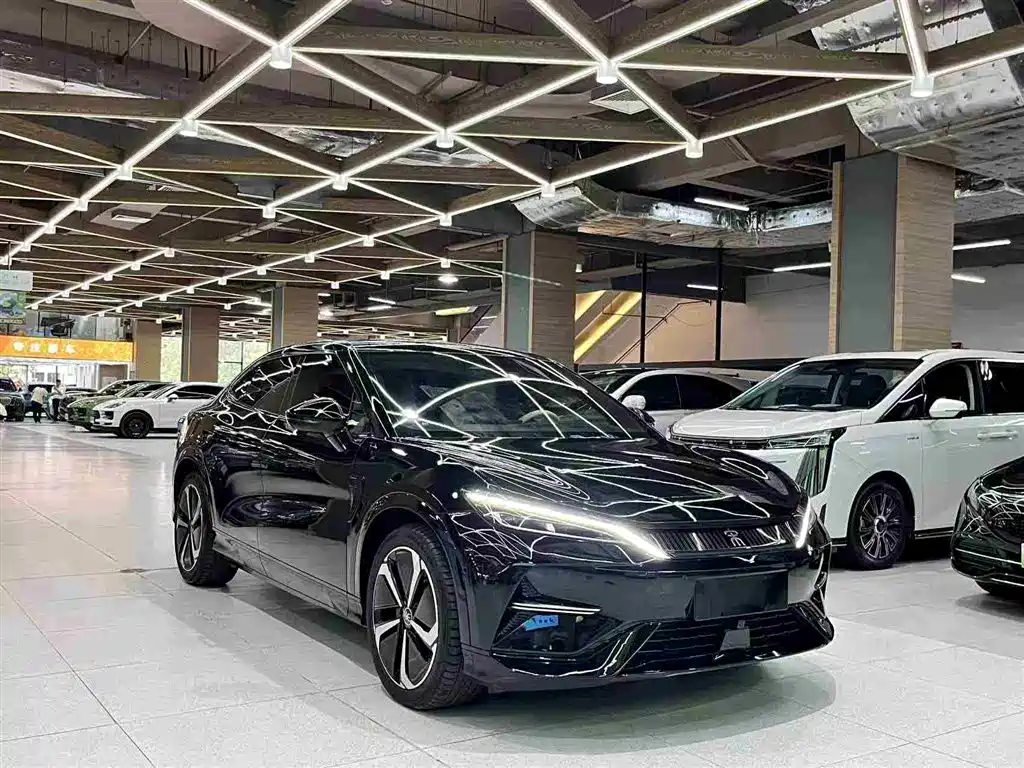 BYD L EV 2024 — фото 2