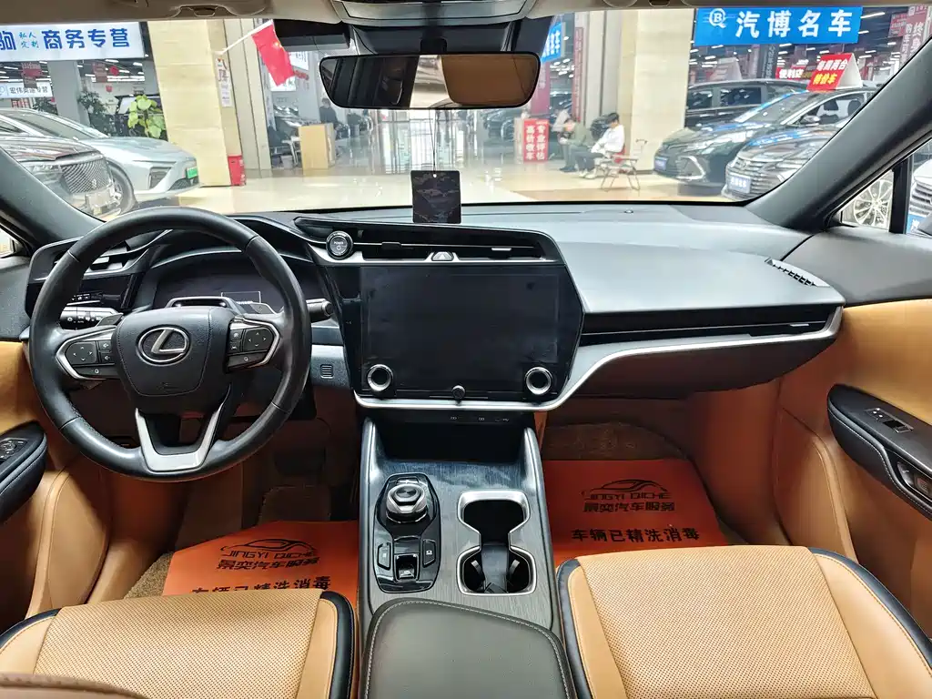 Lexus RZ 2023 — фото 16