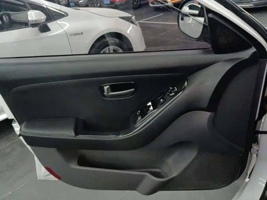 Hyundai Joyful 2015