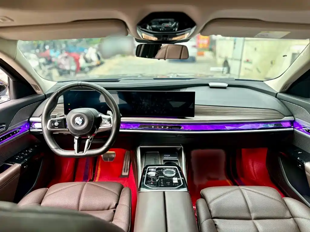 BMW 7 Series 2023 — фото 19
