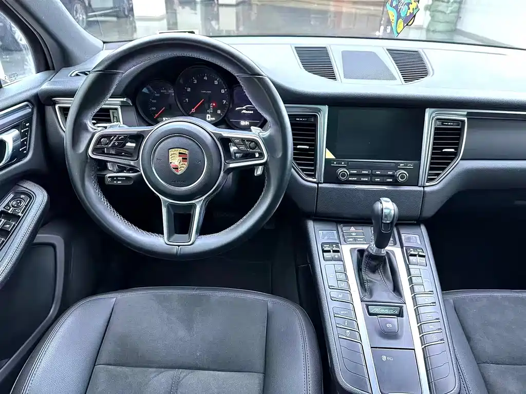 Porsche Macan 2017 — фото 8
