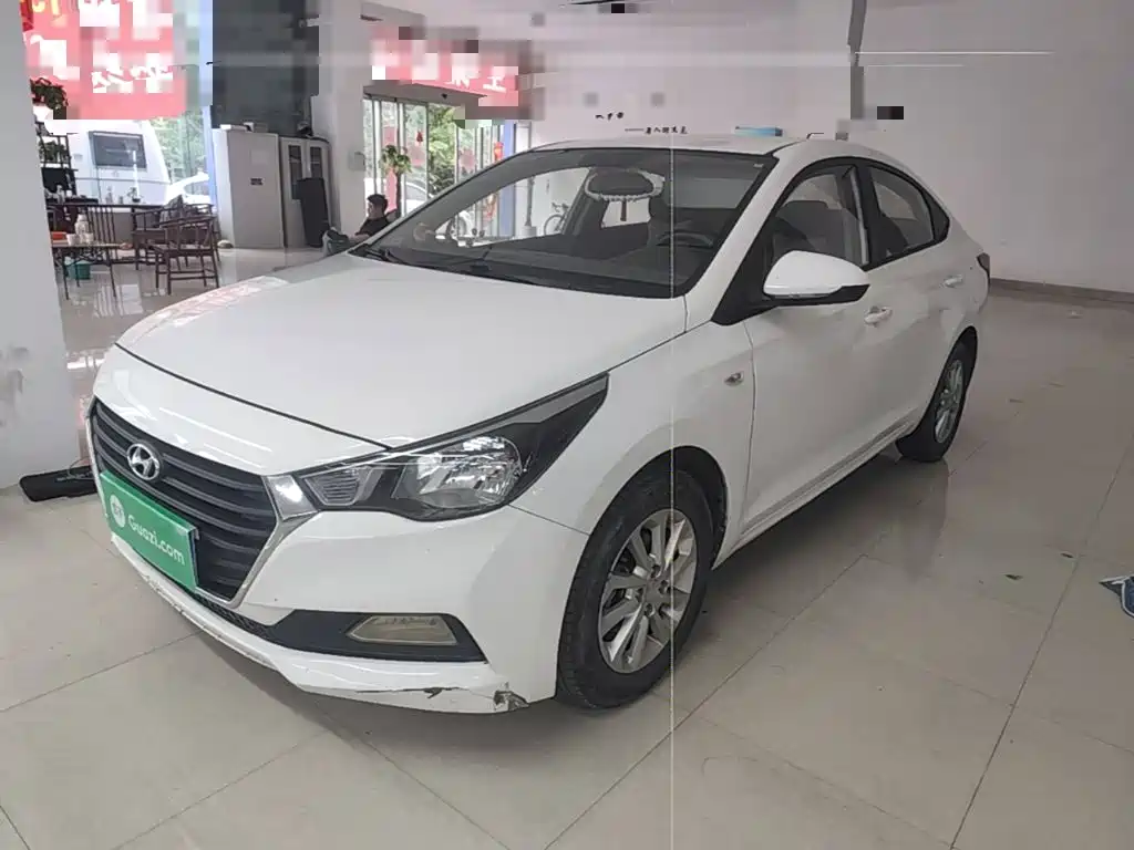 Hyundai Verna 2017 — фото 2