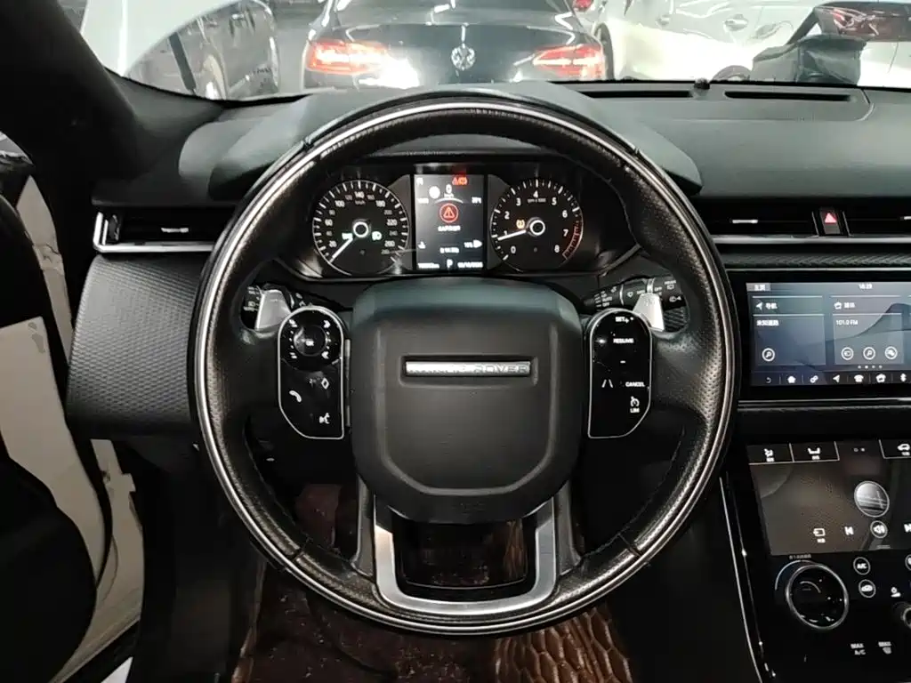 Land Rover Range Rover Velar 2019 — фото 11