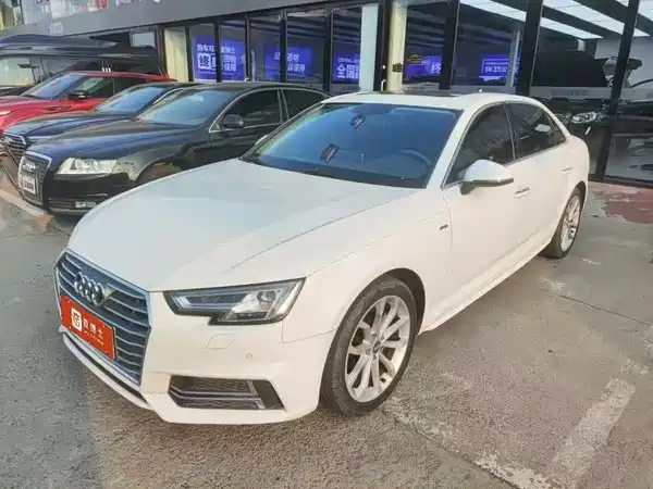 Audi A4L 2018