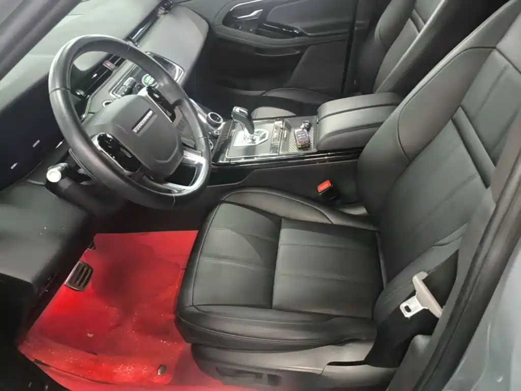 Land Rover Evoque 2021 — фото 15