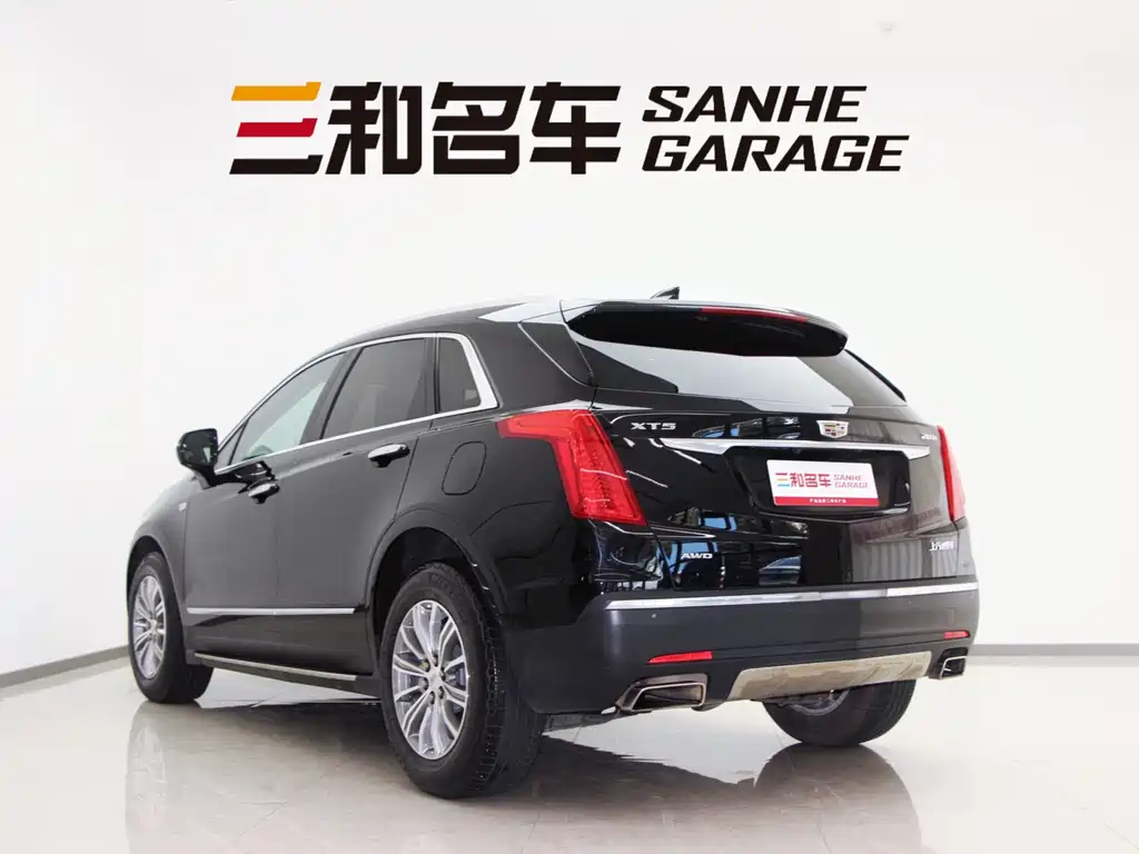 Cadillac XT5 2017 — фото 5