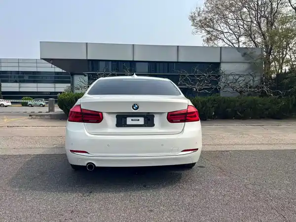 BMW 3 Series 2017