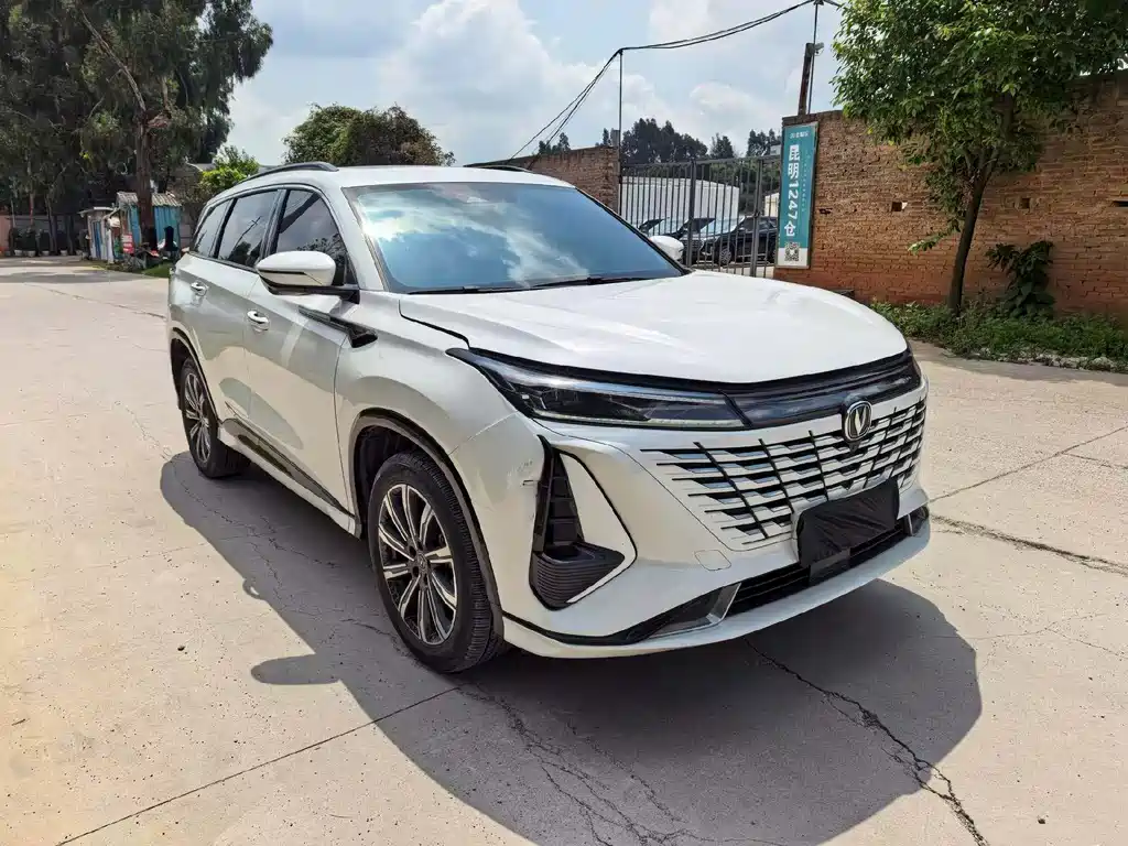 Changan CS75PLUS 2024 — фото 3