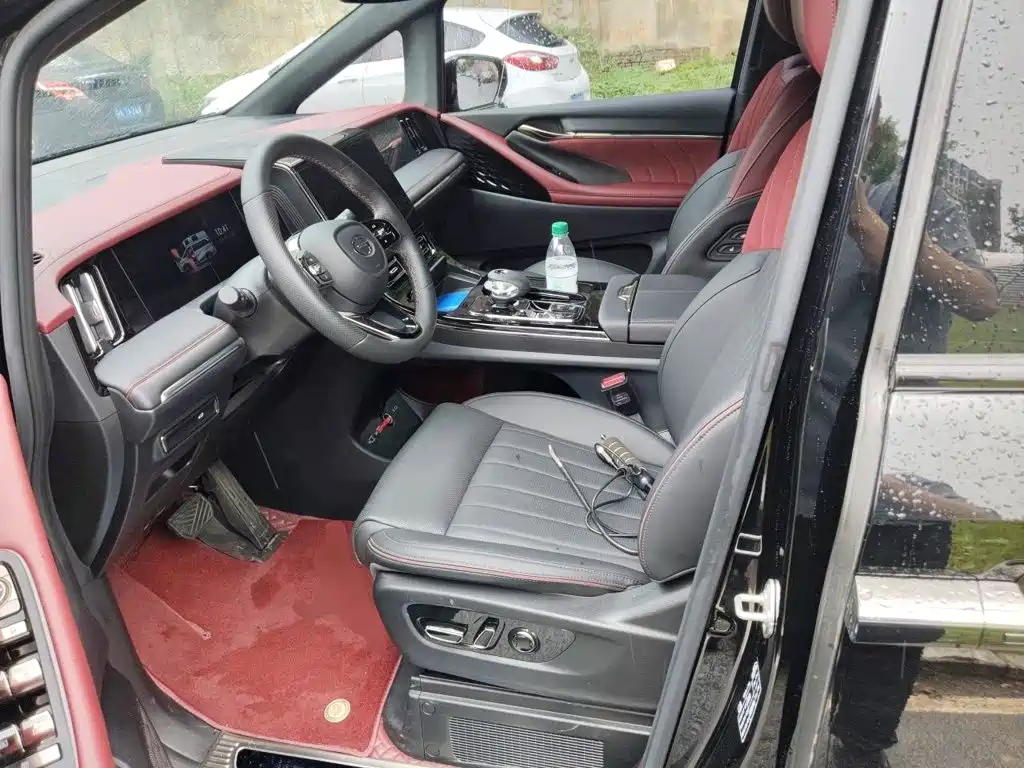 GAC Motor Trumpchi M8 2023 — фото 12